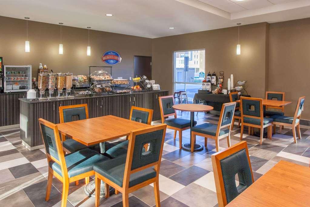 Baymont By Wyndham Grand Forks Hotel Facilities photo