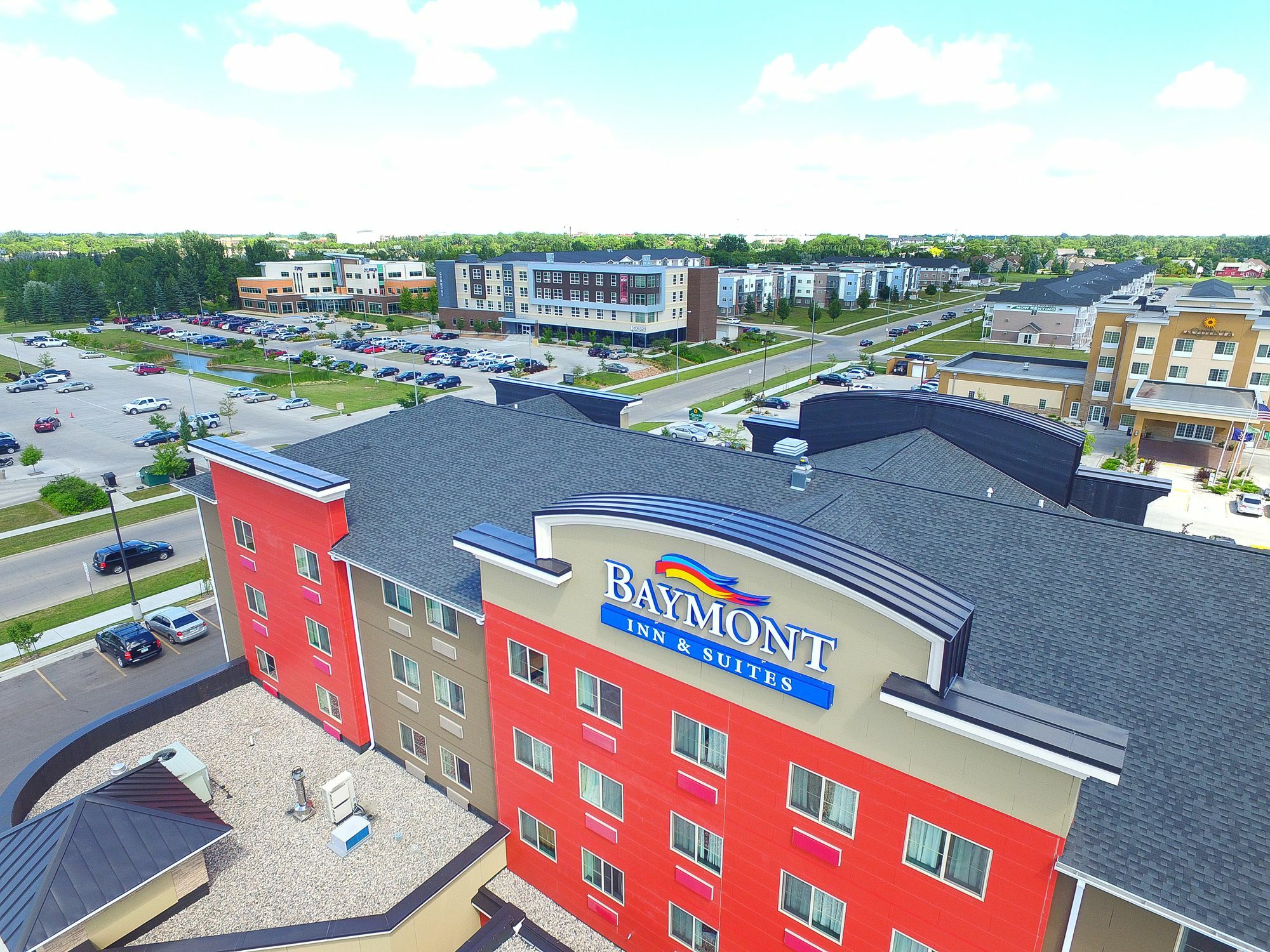 Baymont By Wyndham Grand Forks Hotel Exterior photo